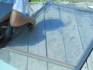 網戸の張替を自力でやる方法!ダイソー100均グッズで安くて簡単修理の記録♩