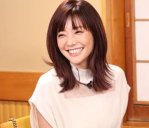 倉科カナは性格があざとい?ヤバイ絵が気になるw彼氏竹野内豊とはどうなってるの?【本音でハシゴ酒】